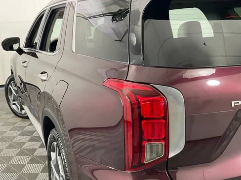 Used 2024 Hyundai Palisade Limited AWD/4WD image 38