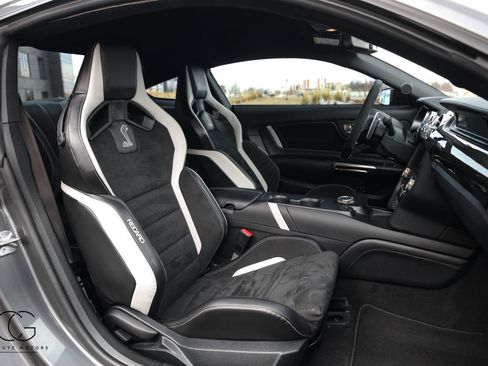 Used 2021 Ford Mustang Shelby GT500 w/ Technology Package image 37