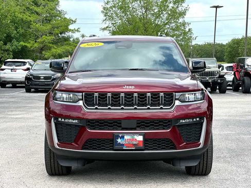 New 2026 Jeep Grand Cherokee L Limited image 10