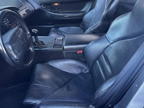 Used 1996 Chevrolet Corvette Coupe RWD image 8