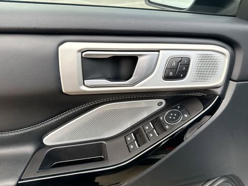 Used 2023 Ford Explorer ST w/ Equipment Group 401A image 15