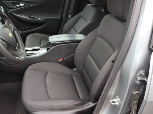 Used 2024 Chevrolet Malibu LT FWD image 16