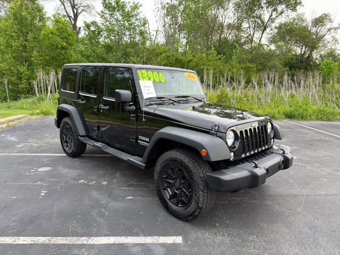Used 2016 Jeep Wrangler Unlimited Sport w/ Quick Order Package 24S AWD/4WD image 9