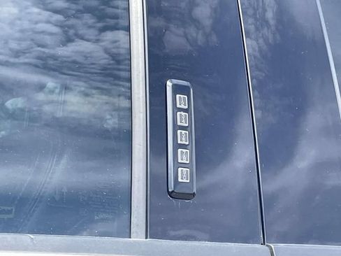 Certified 2020 Ford F250 Lariat w/ Lariat Value Package AWD/4WD image 12