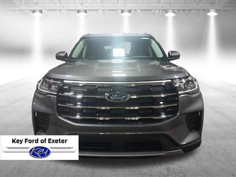 New 2026 Ford Explorer Active image 4