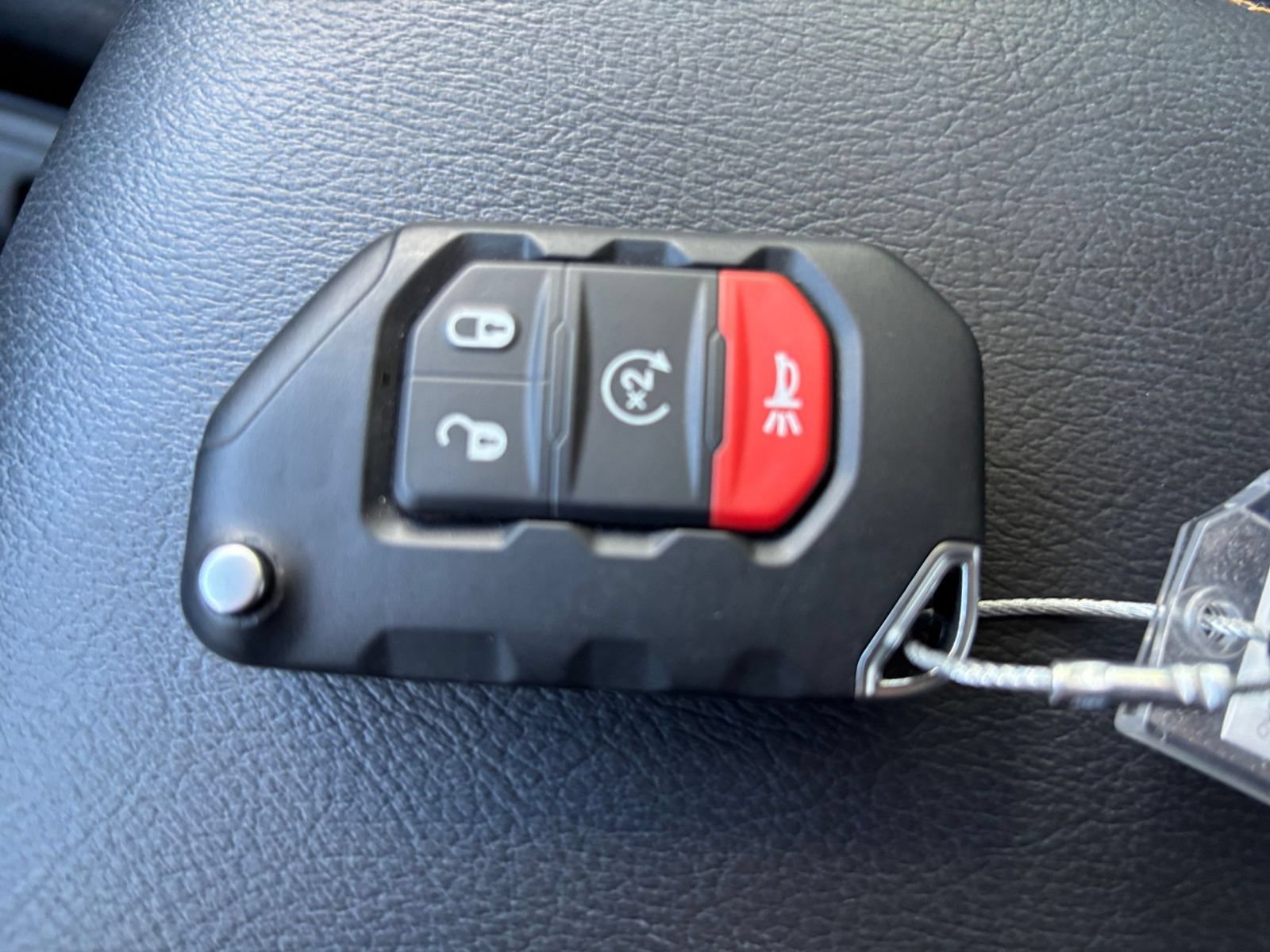 Used 2025 Jeep Wrangler Unlimited Sahara AWD/4WD image 20