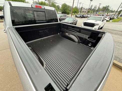 Used 2020 RAM 1500 Big Horn AWD/4WD image 9
