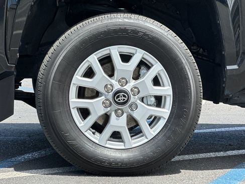 Used 2025 Toyota Tacoma SR5 RWD image 22
