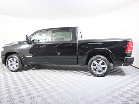 Used 2026 RAM 1500 Big Horn AWD/4WD image 3