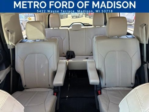 Certified 2022 Ford Expedition Platinum AWD/4WD image 36