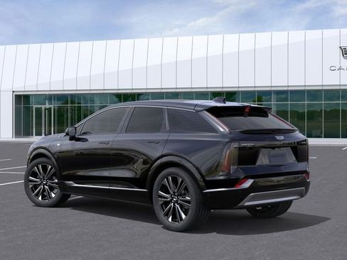New 2025 Cadillac Optiq Luxury 2 AWD/4WD image 3