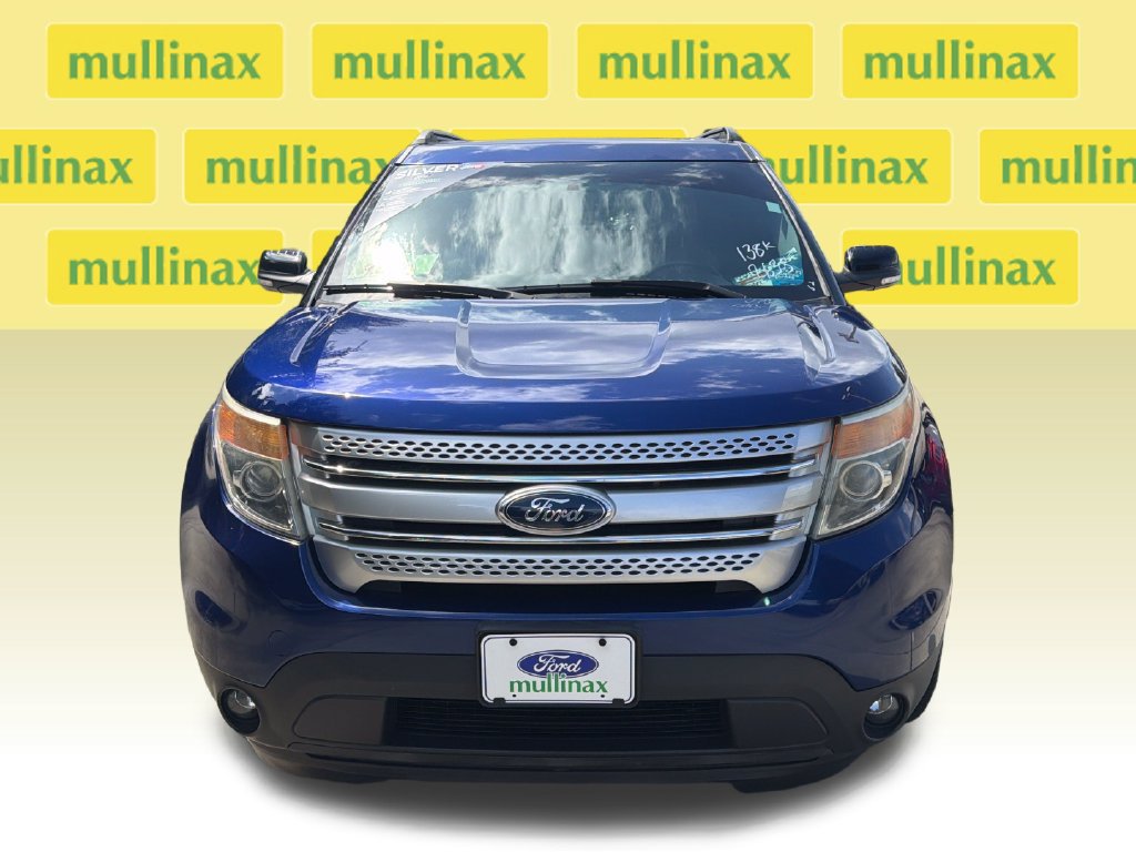 Used 2014 Ford Explorer XLT w/ Equipment Group 202A AWD/4WD image 15