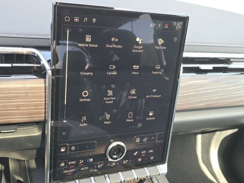 New 2025 GMC Sierra EV Denali image 11