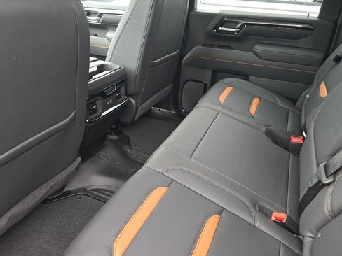 New 2026 GMC Sierra 3500 AT4 w/ AT4 Premium Plus Package AWD/4WD image 9