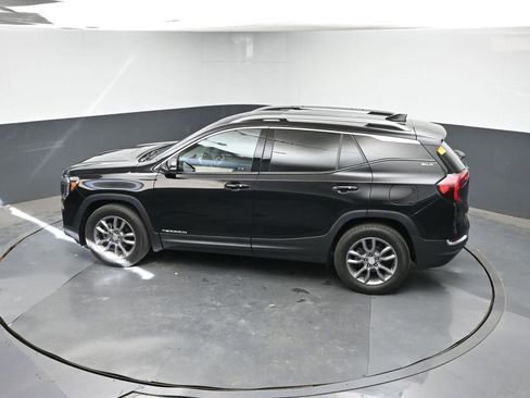 Used 2023 GMC Terrain SLT image 19