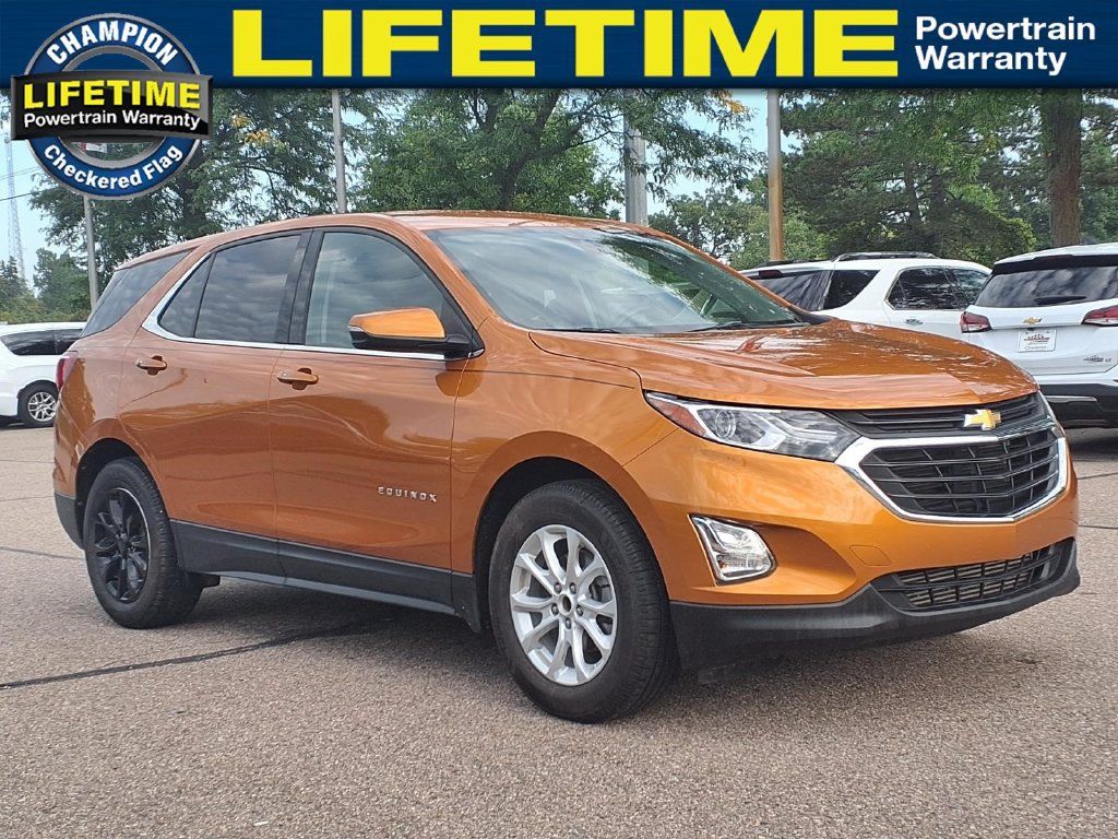 Used 2019 Chevrolet Equinox LT w/ Driver Convenience Package FWD image 3