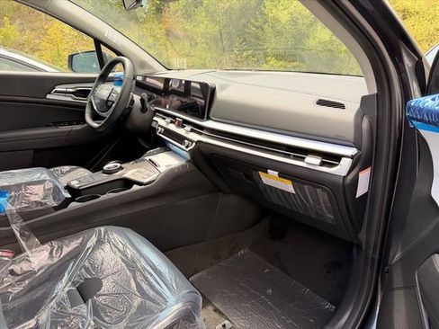 New 2026 Kia Sportage EX AWD/4WD image 10
