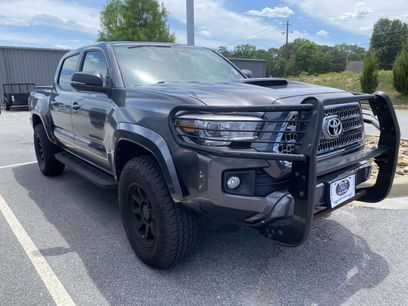 Used 2016 Toyota Tacoma TRD Sport w/ Premium & Technology Package