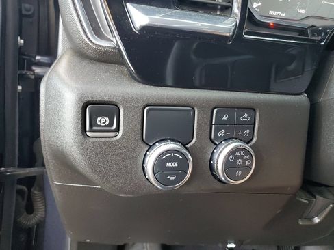 Used 2025 GMC Sierra 1500 SLT RWD image 30