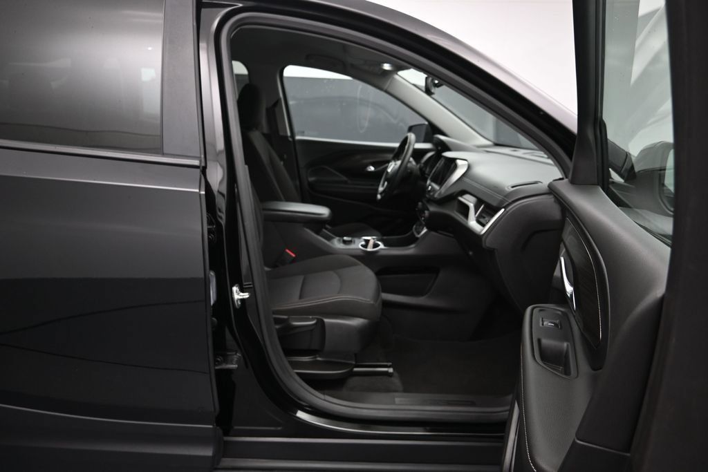 Certified 2024 GMC Terrain SLE AWD/4WD image 26