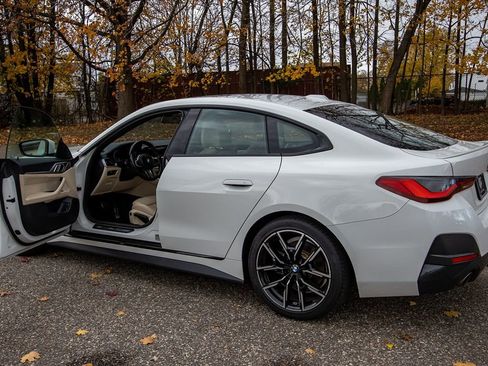 Used 2022 BMW 430i Gran Coupe w/ M Sport Package image 7