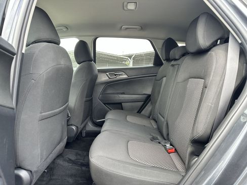 Used 2023 Kia Sportage LX image 23