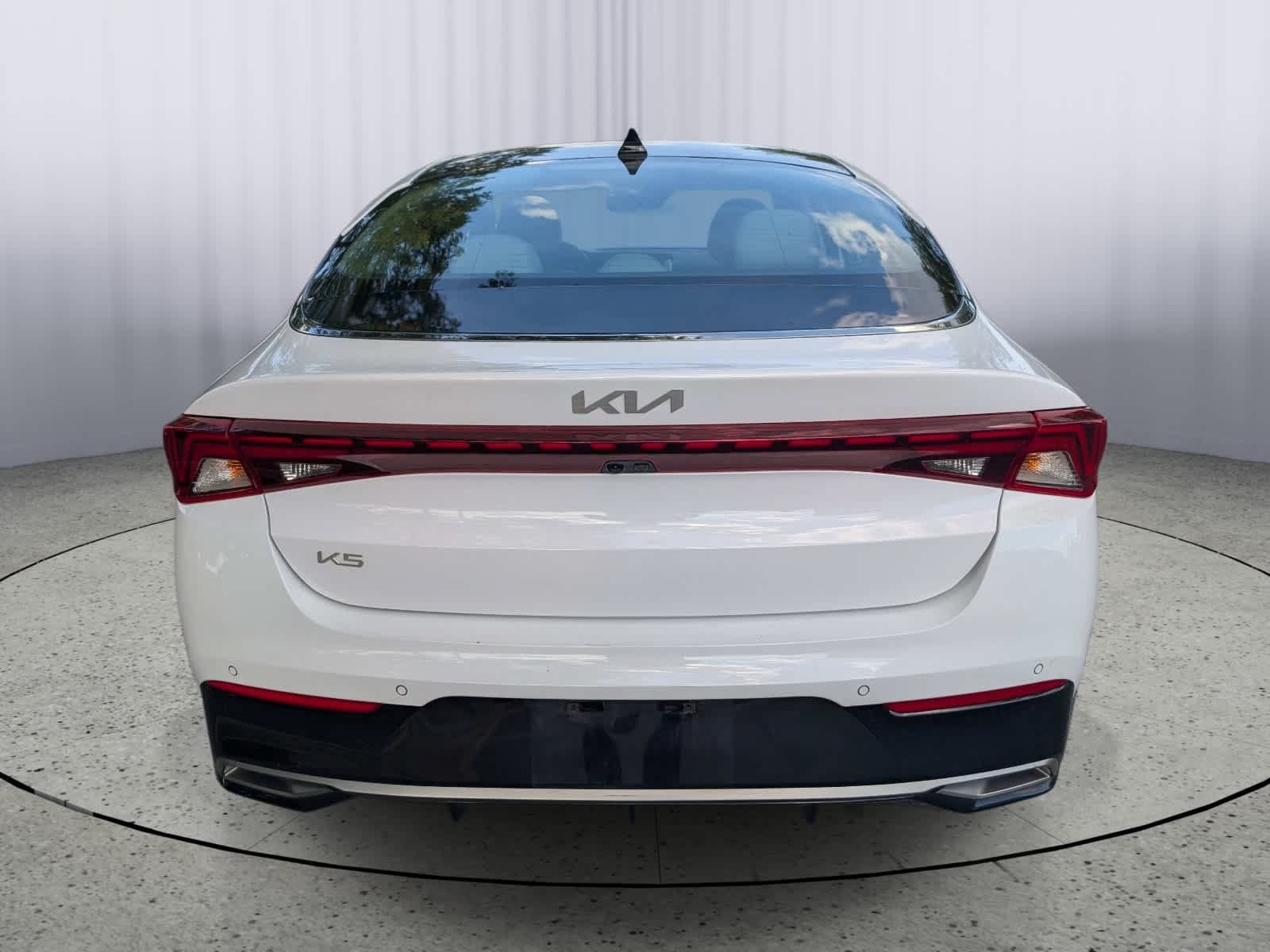 Used 2023 Kia K5 EX w/ EX Premium Package FWD image 4