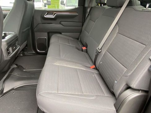 New 2025 Chevrolet Silverado 1500 RST AWD/4WD image 12