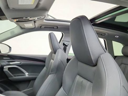 Used 2025 Audi Q5 Premium Plus w/ Premium Plus image 32