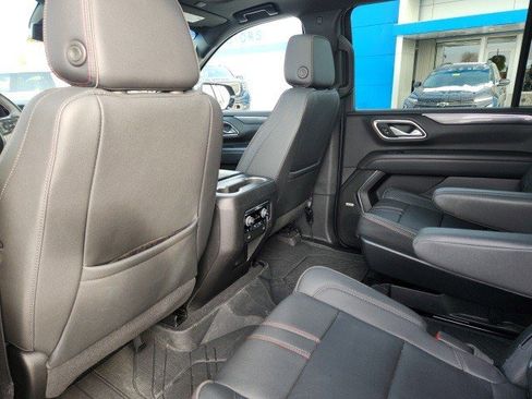 Certified 2023 Chevrolet Suburban RST w/ Luxury Package image 14