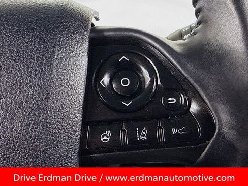 Used 2022 Toyota Prius XLE image 14