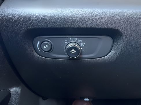 Used 2022 Chevrolet Traverse Premier w/ LPO, Floor Liner Package image 24