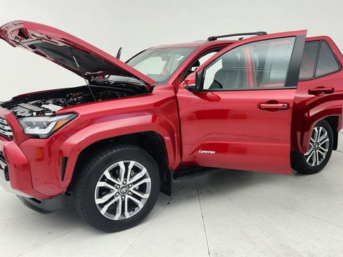 Used 2025 Toyota 4Runner Limited RWD image 10