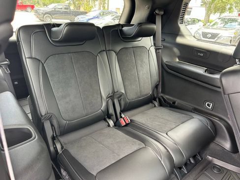 Used 2025 Jeep Grand Cherokee L Altitude RWD image 48