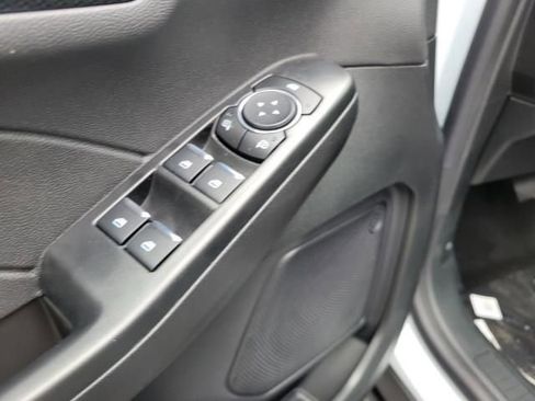 New 2025 Ford Escape ST-Line w/ Tech Pack #1 image 18