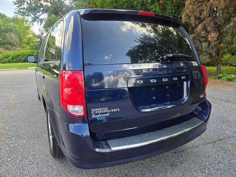 Used 2013 Dodge Grand Caravan SE FWD image 7