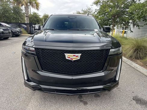 Used 2024 Cadillac Escalade Sport AWD/4WD image 8
