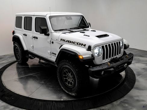 Used 2022 Jeep Wrangler Unlimited Rubicon w/ Xtreme Recon 35" Tire Package image 23