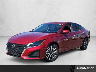 Used 2023 Nissan Altima 2.5 SV