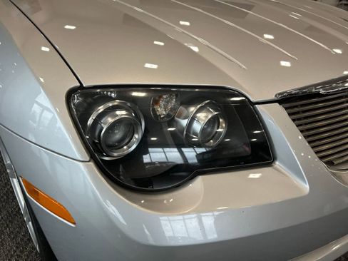 Used 2007 Chrysler Crossfire Limited image 31