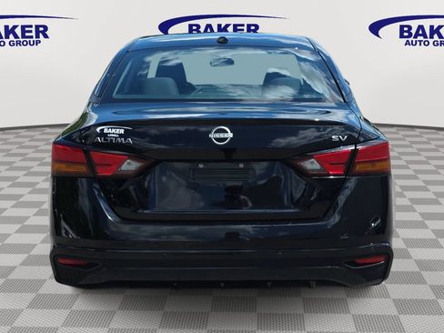 Used 2024 Nissan Altima 2.5 SV FWD image 4