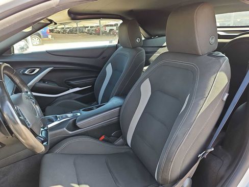 Used 2023 Chevrolet Camaro LT RWD image 15