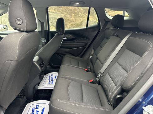 Used 2022 GMC Terrain SLE w/ Driver Convenience Package image 31