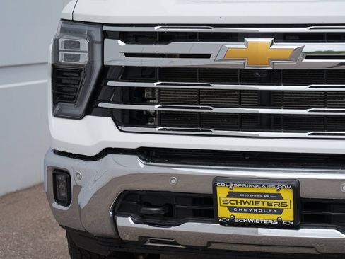 Used 2024 Chevrolet Silverado 3500 LTZ w/ LTZ Plus Package AWD/4WD image 9