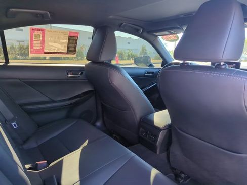 Used 2025 Lexus IS 350 F Sport image 23