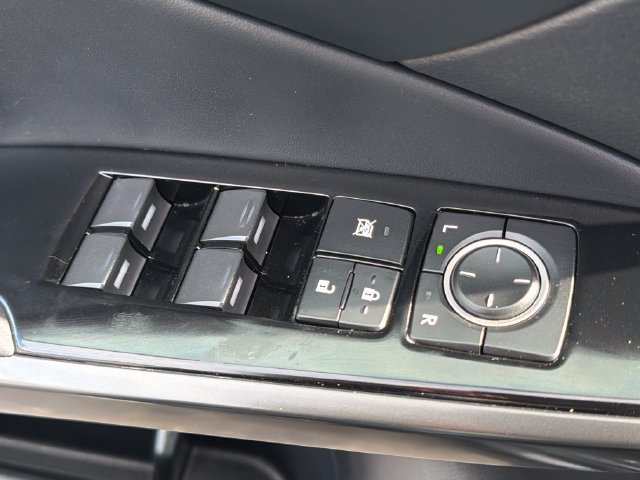 Used 2023 Lexus IS 300 AWD w/ Comfort Package image 16