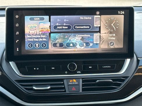 New 2025 Nissan Altima 2.5 SR w/ SR Premium Package image 13