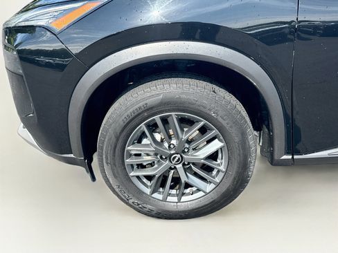 Used 2023 Nissan Rogue S FWD image 36