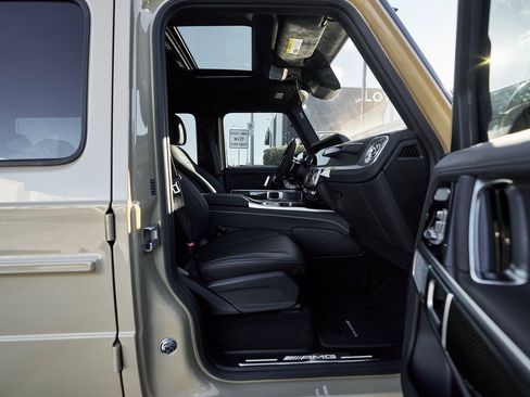 Used 2026 Mercedes-Benz G 63 AMG 4MATIC image 33