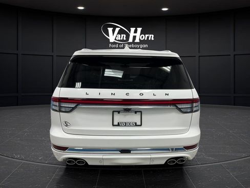 Used 2022 Lincoln Aviator Black Label Grand Touring w/ Class IV Trailer Tow Package image 4